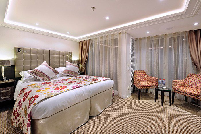 Accommodation on AmaMora